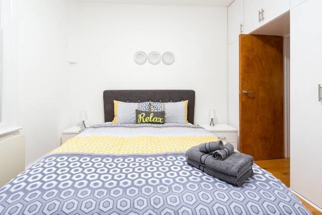Gorgeous Apartment In Trendy Neighbourhood Лондон Екстериор снимка