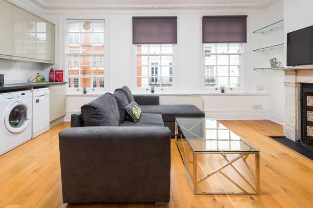 Gorgeous Apartment In Trendy Neighbourhood Лондон Екстериор снимка